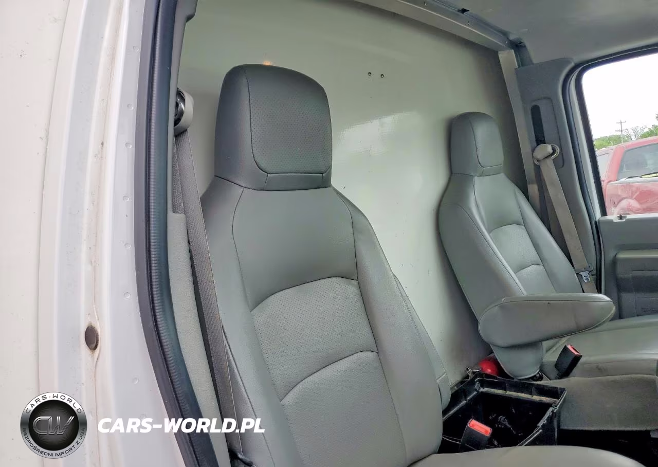 2019 Ford Econoline E450 Super Duty Cutaway Van VIN:1FDXE4FS8KDC39285 - 11