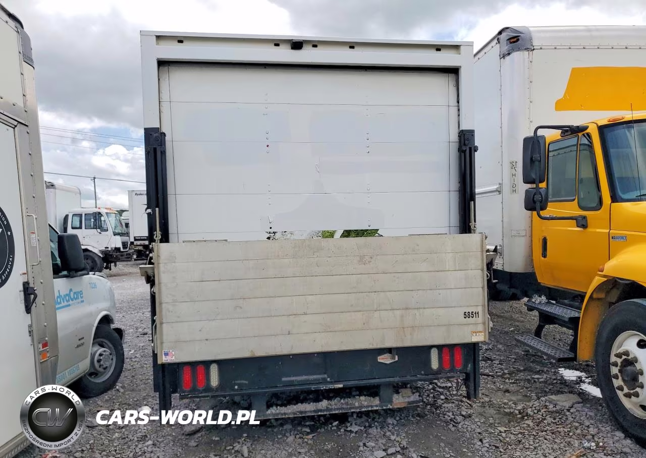 2019 Ford Econoline E450 Super Duty Cutaway Van VIN:1FDXE4FS8KDC39285 - 6