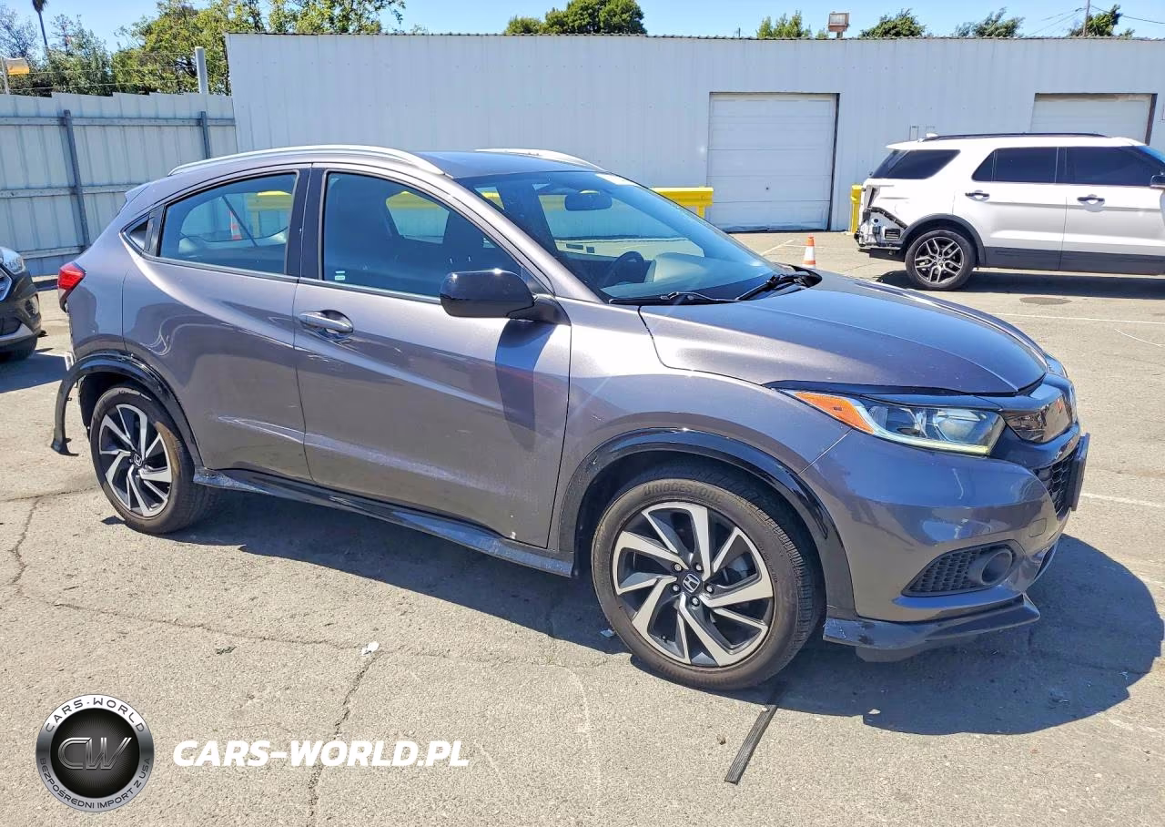 2020 Honda Hr-V Sport VIN:3CZRU6H13LG700004 - 4