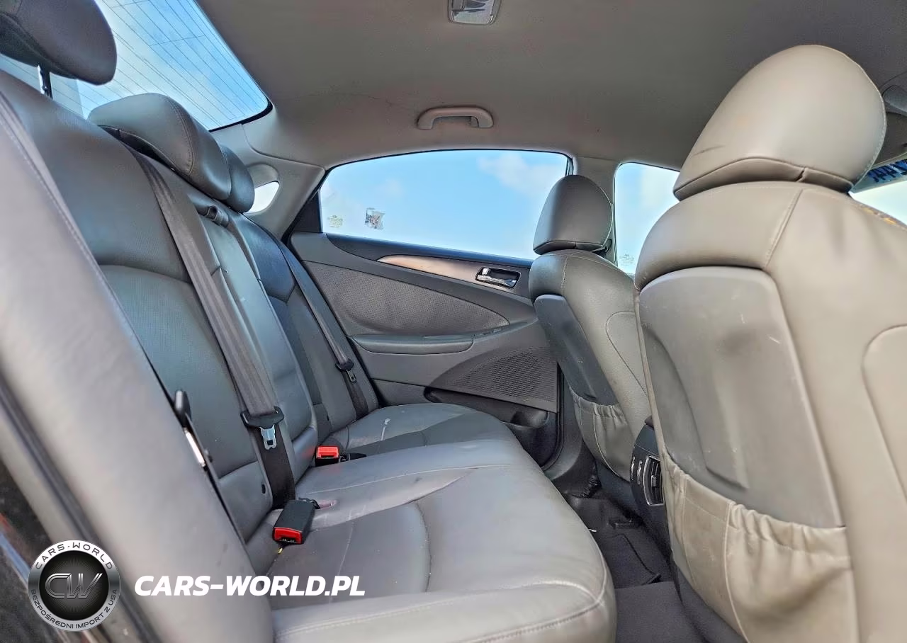 2012 Hyundai Sonata Hybrid VIN:KMHEC4A43CA032960 - 10