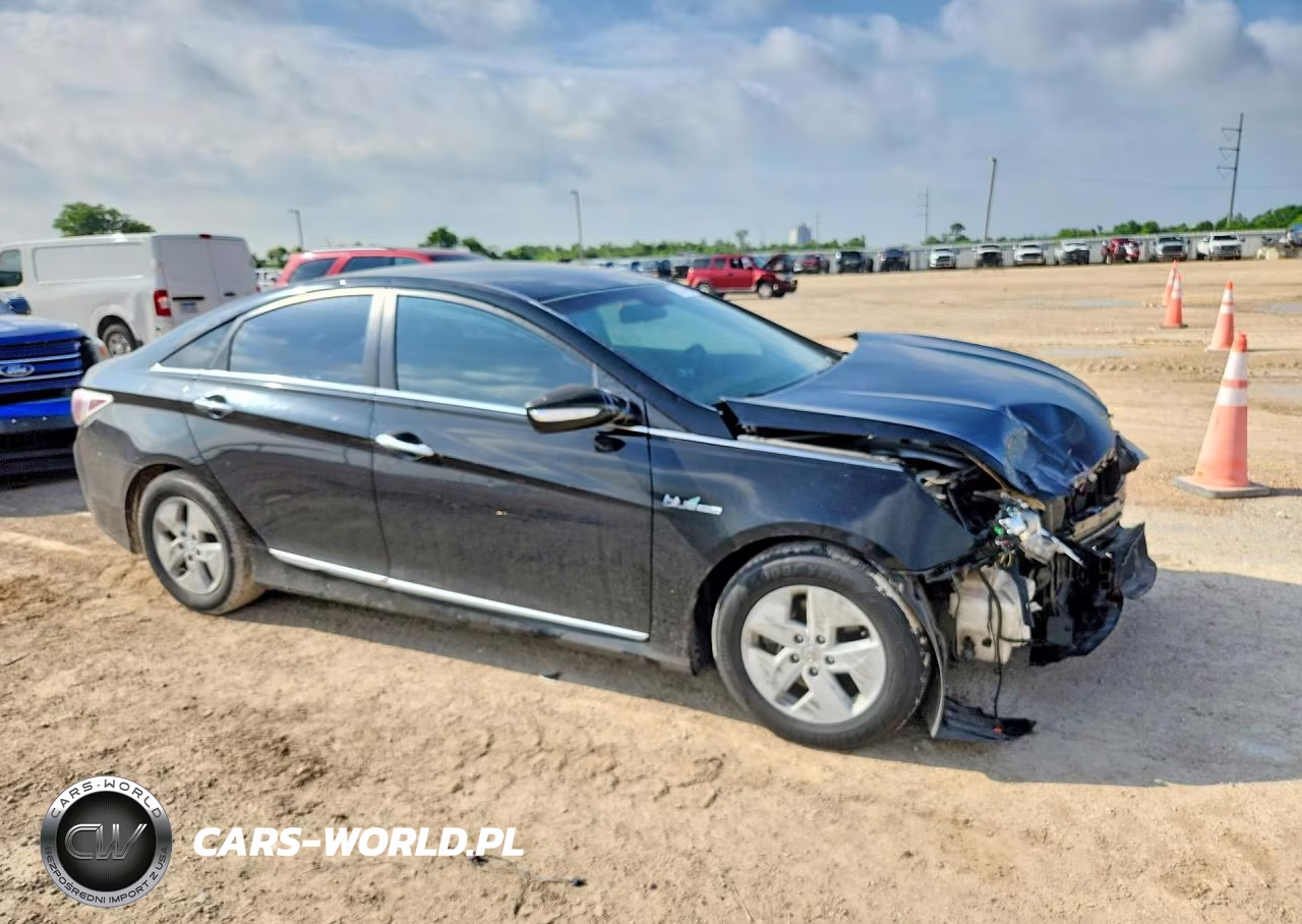 2012 Hyundai Sonata Hybrid VIN:KMHEC4A43CA032960 - 4