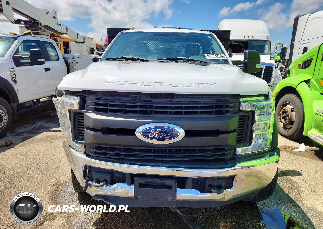 2017 Ford F450 Super Duty VIN:1FDUF4GT0HEC15931 - 5