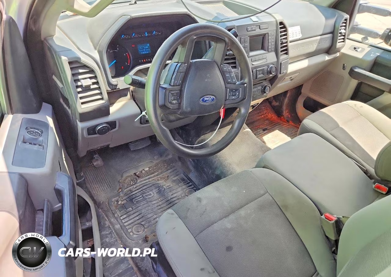 2017 Ford F450 Super Duty VIN:1FDUF4GT0HEC15931 - 8