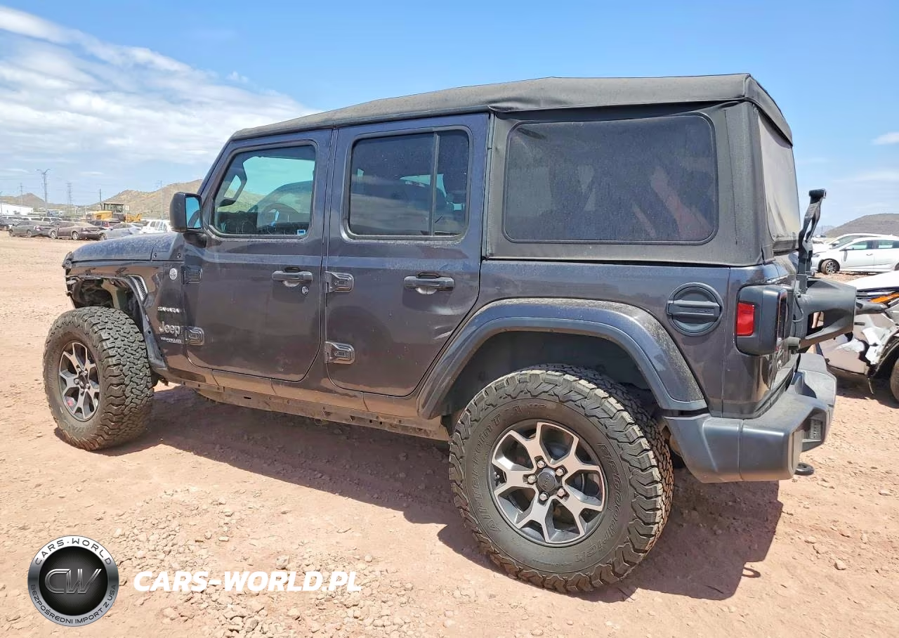 2018 Jeep Wrangler Unlimited Sahara 4X4 VIN:1C4HJXENXJW328957 - 2