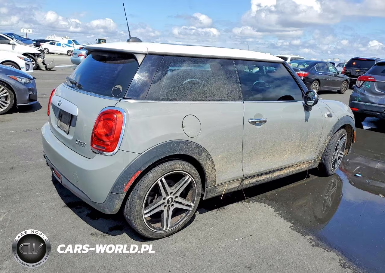 2014 Mini Cooper VIN:WMWXM5C57ET933694 - 3