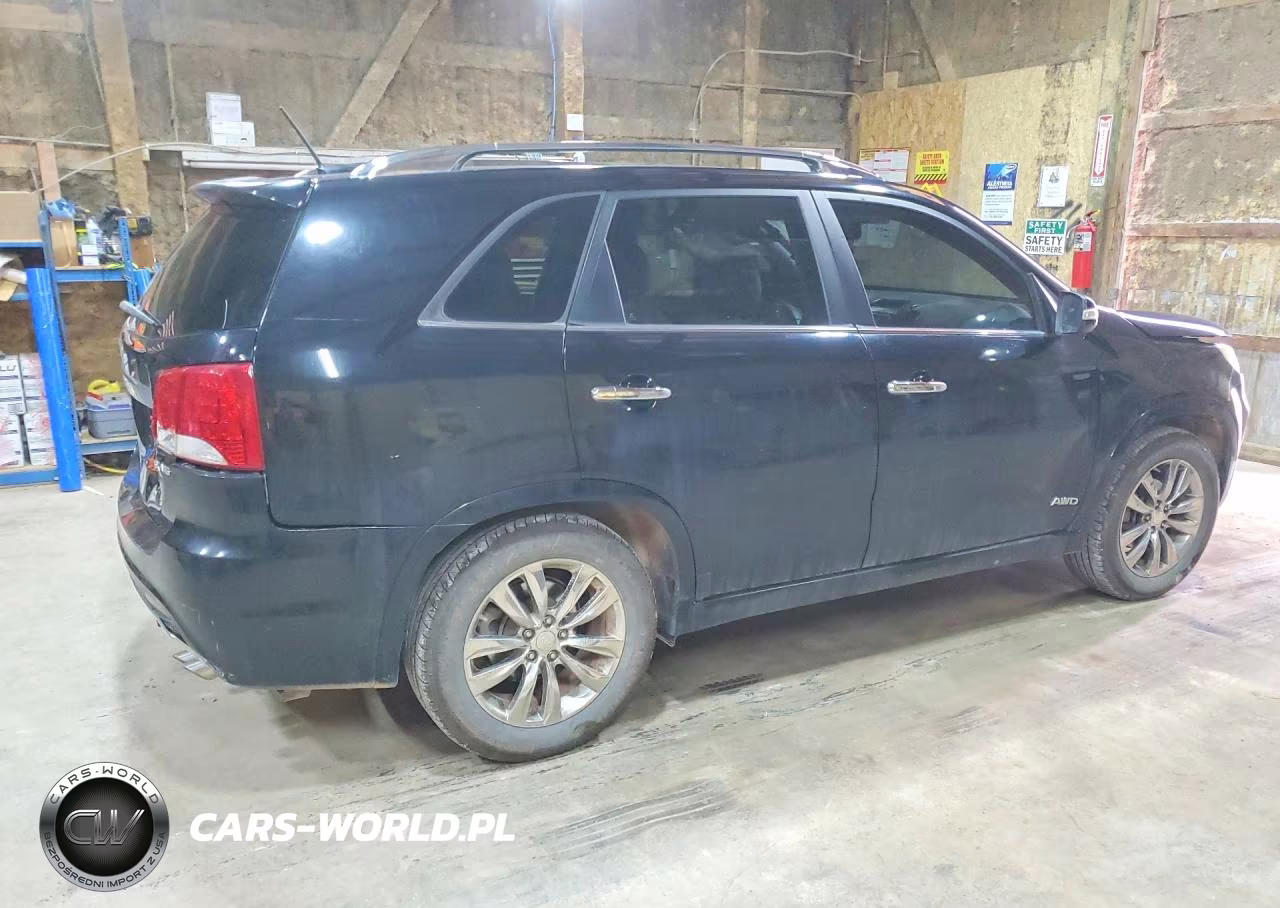 2011 Kia Sorento Sx VIN:5XYKWDA24BG136448 - 3
