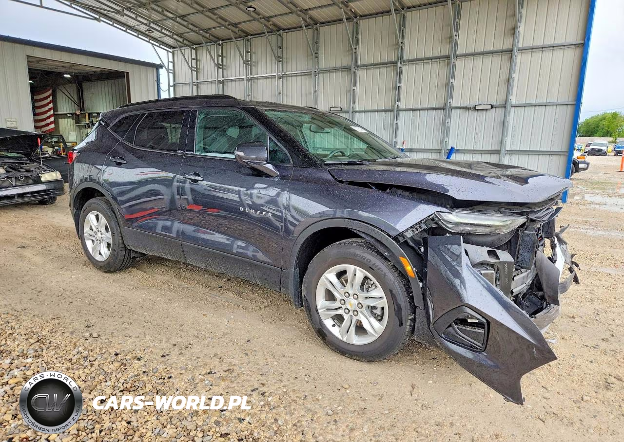2021 Chevrolet Blazer 2Lt VIN:3GNKBCR41MS556866 - 4