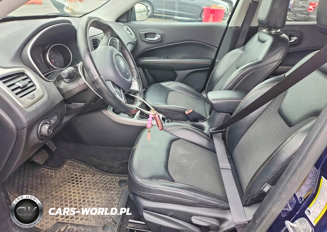 2018 Jeep Compass Latitude VIN:3C4NJDBB5JT484034 - 7