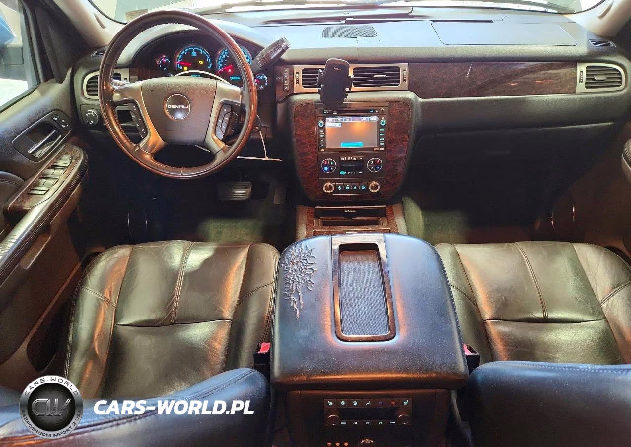 2007 GMC Yukon Denali VIN:1GKFK63867J272277 - 8