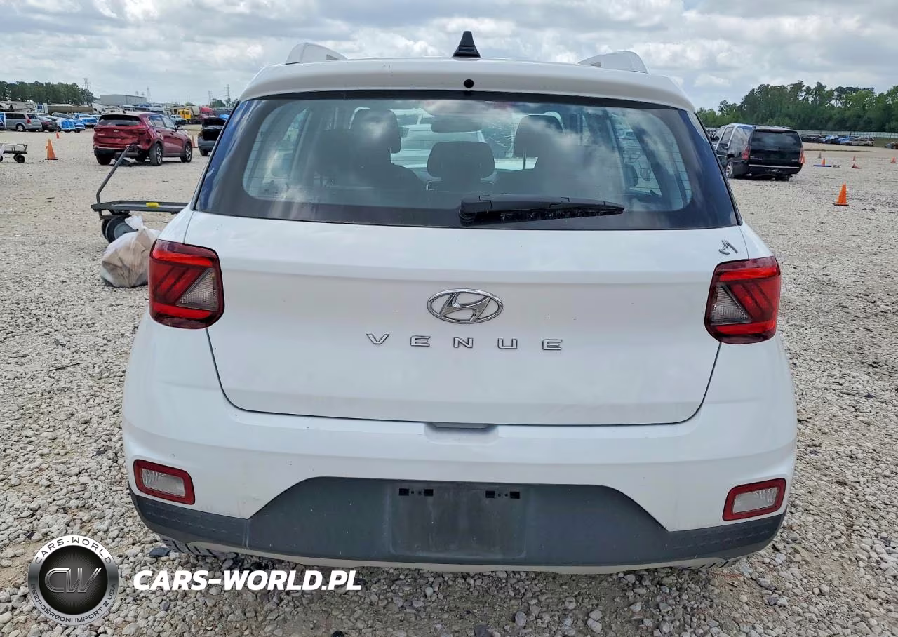 2022 Hyundai Venue Sel VIN:KMHRC8A30NU206937 - 6