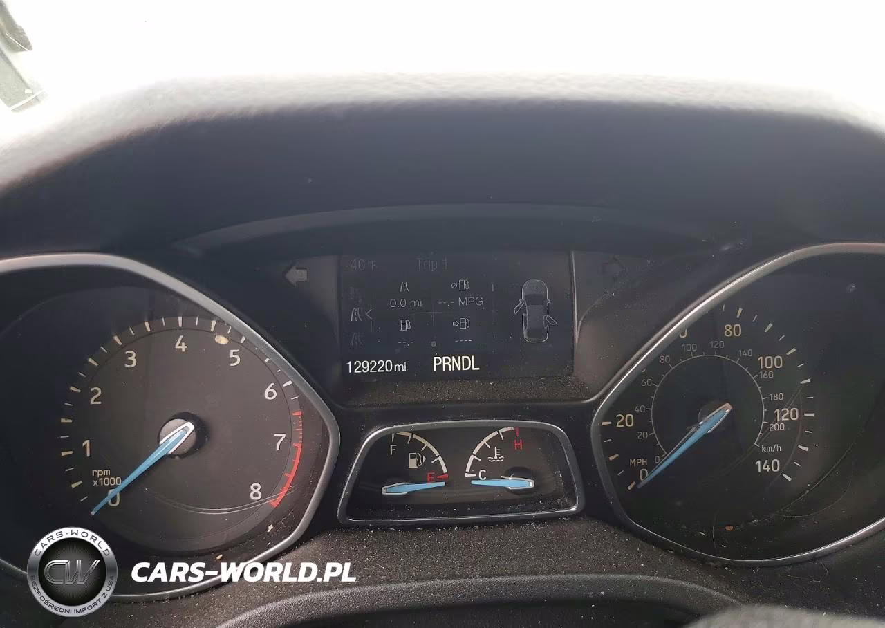 2015 Ford Focus Se VIN:1FADP3F29FL365362 - 9