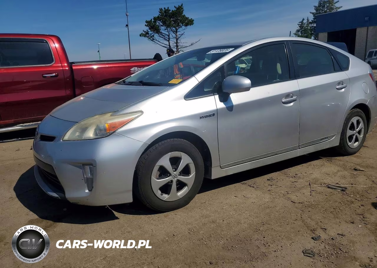 2013 Toyota Prius Two