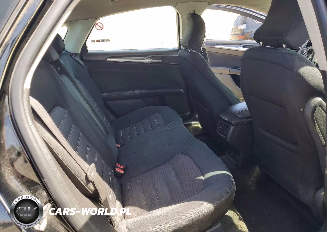 2016 Ford Fusion Se VIN:3FA6P0H70GR123062 - 10