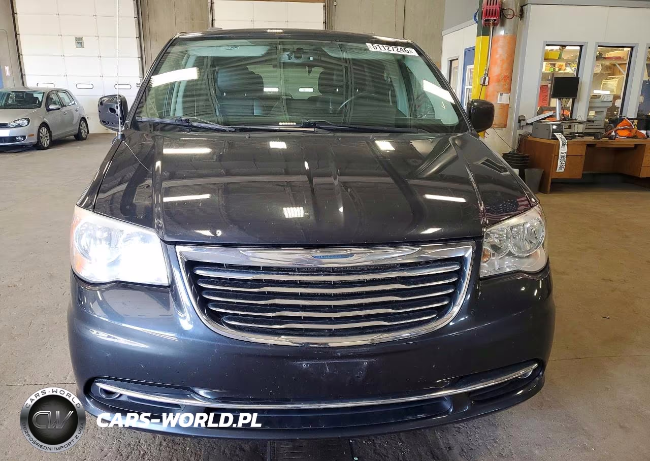 2014 Chrysler Town & Country Touring VIN:2C4RC1BG8ER339293 - 5