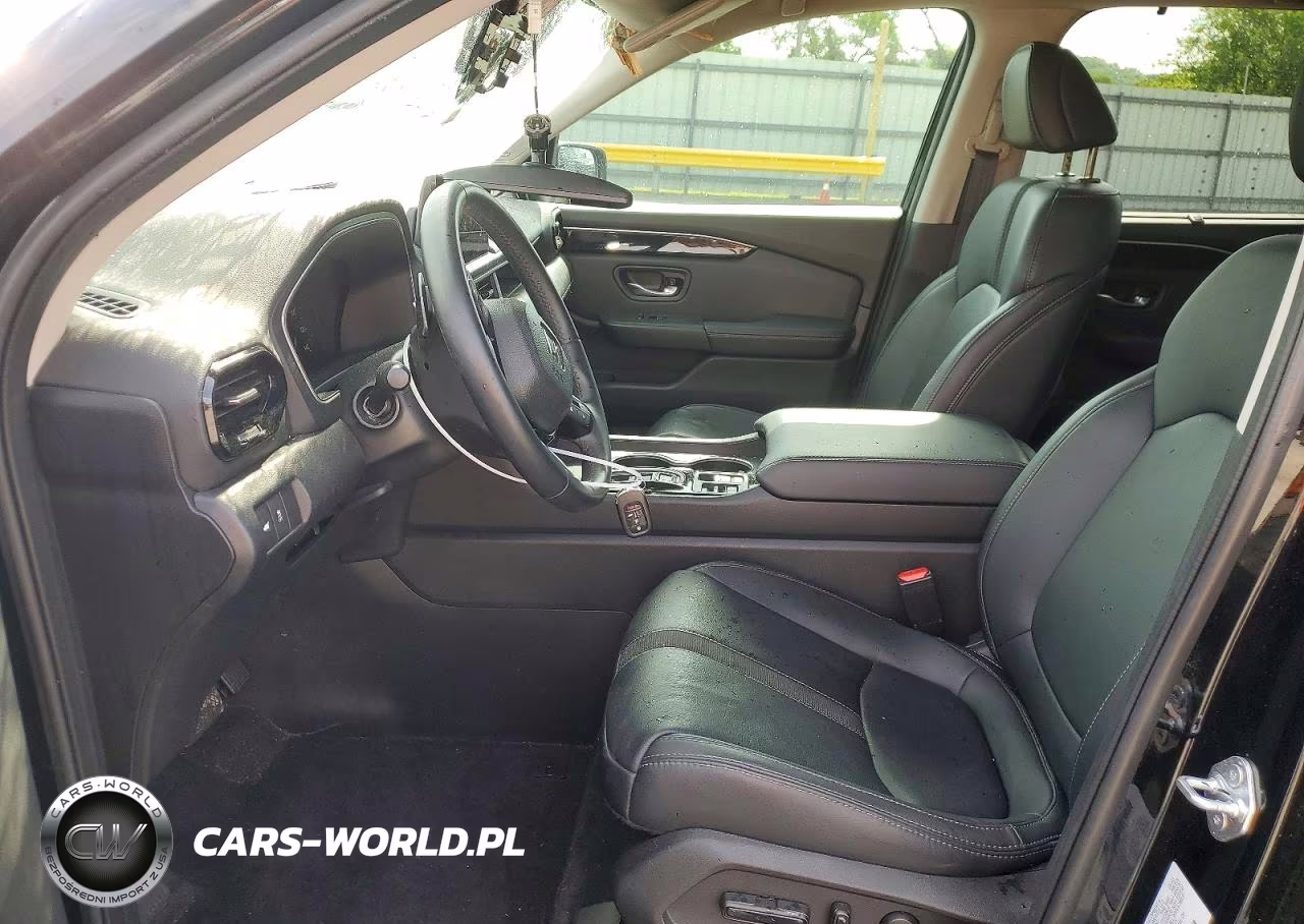 2023 Honda Pilot Touring VIN:5FNYG1H7XPB032665 - 7