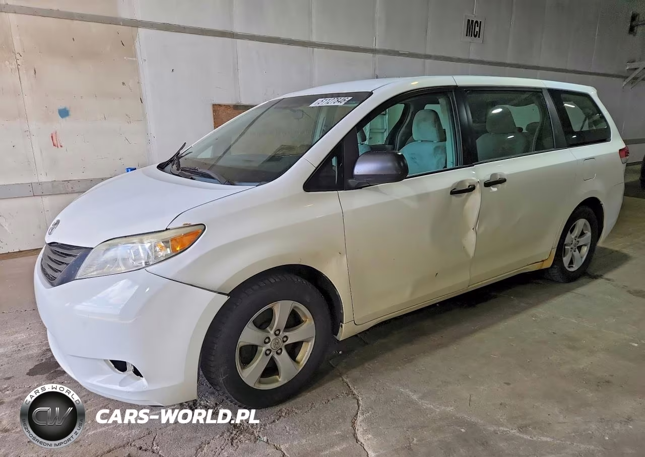 2012 Toyota Sienna Base 7-Passenger
