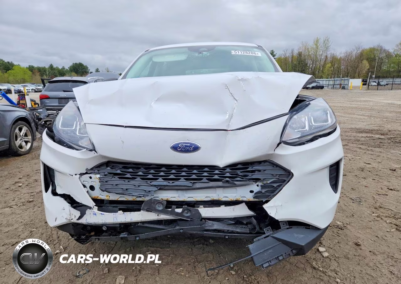 2022 Ford Escape S VIN:1FMCU9F64NUA85115 - 5