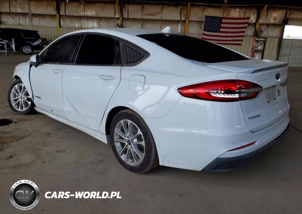 2019 Ford Fusion Se VIN:3FA6P0LU1KR220714 - 2