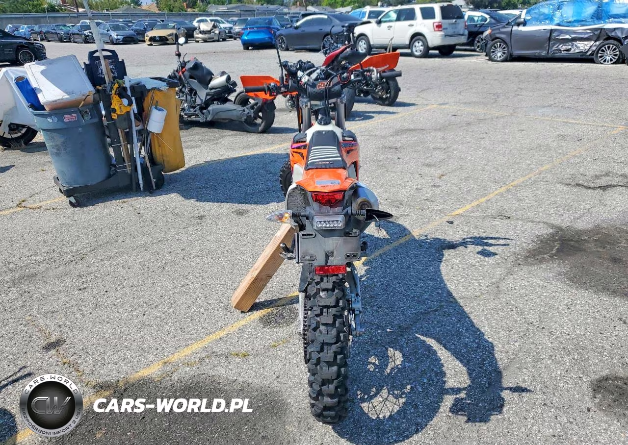 2024 Ktm Enduro VIN:VBKEXG402RM216151 - 4