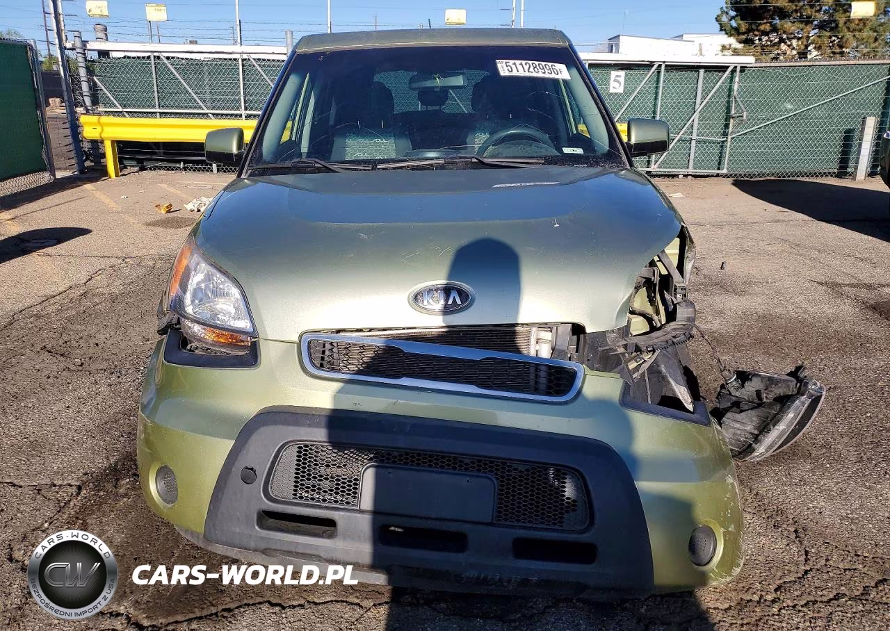 2011 Kia Soul + VIN:KNDJT2A20B7238464 - 5