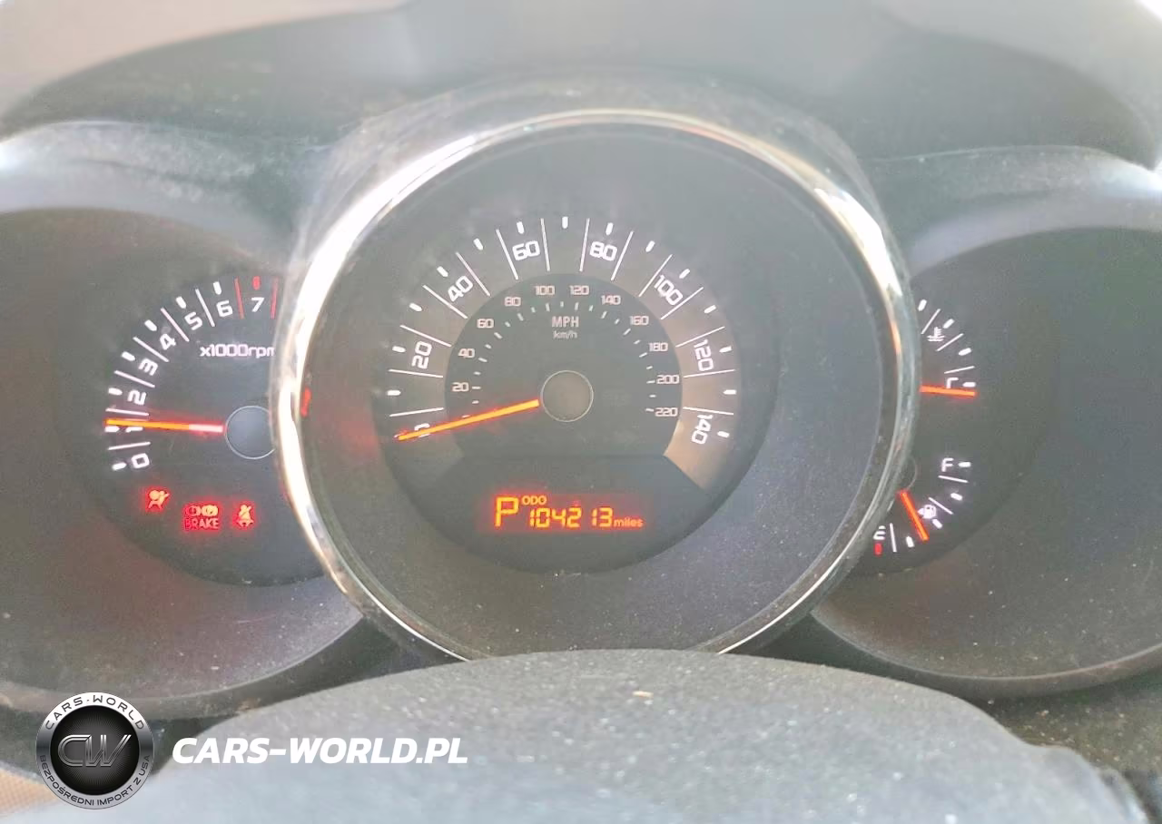2011 Kia Soul + VIN:KNDJT2A20B7238464 - 9