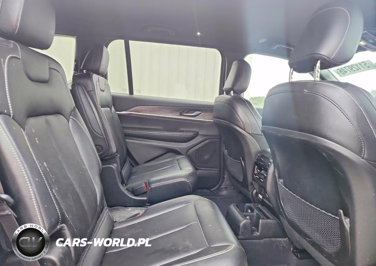 2024 Jeep Grand Cherokee L Limited VIN:1C4RJKBG0R8523415 - 11