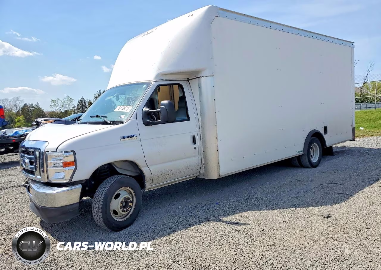 2022 Ford E450 Delivery Truck