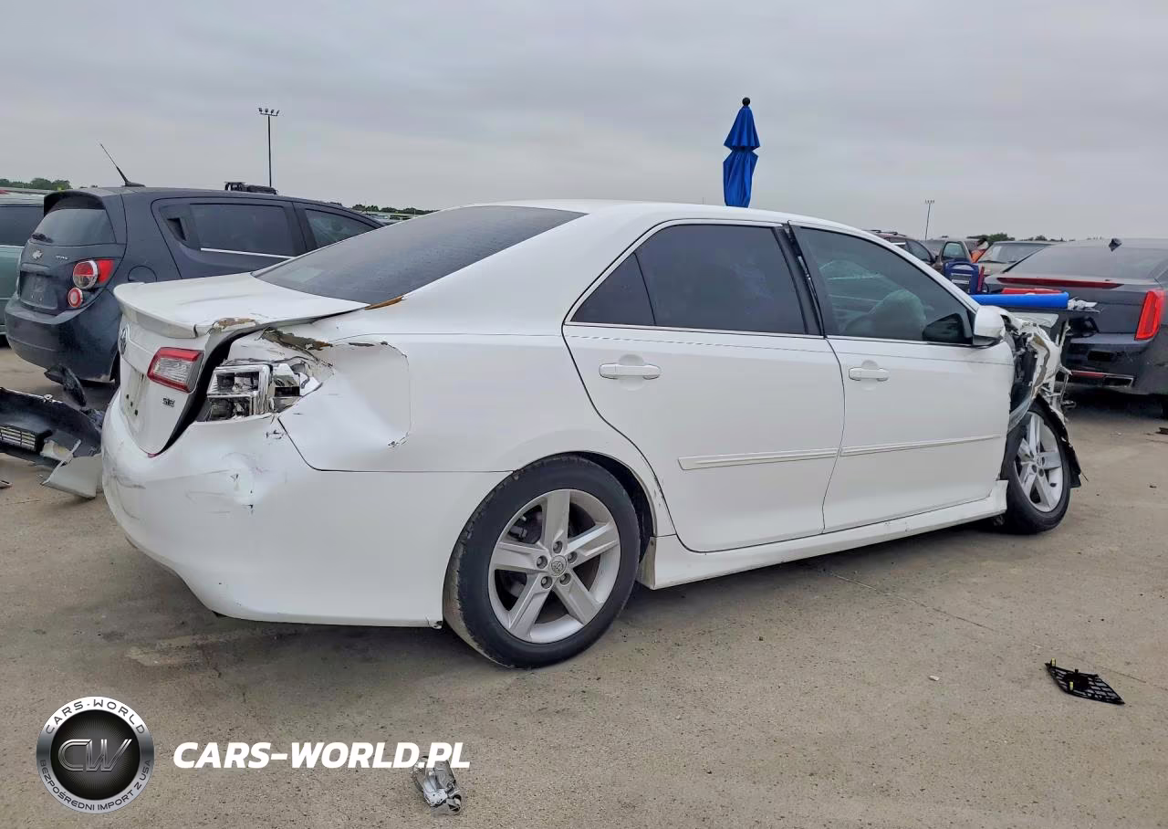 2013 Toyota Camry VIN:4T1BF1FK0DU278803 - 3