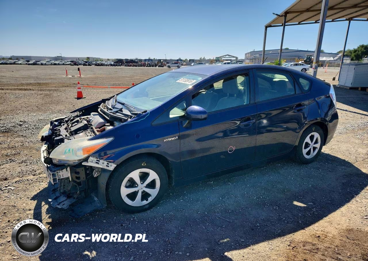 2015 Toyota Prius Three