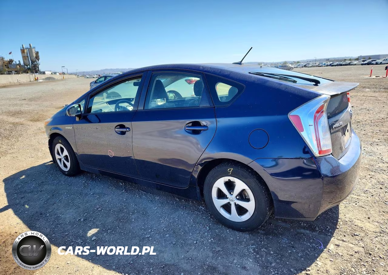 2015 Toyota Prius Three VIN:JTDKN3DU4F0466452 - 2