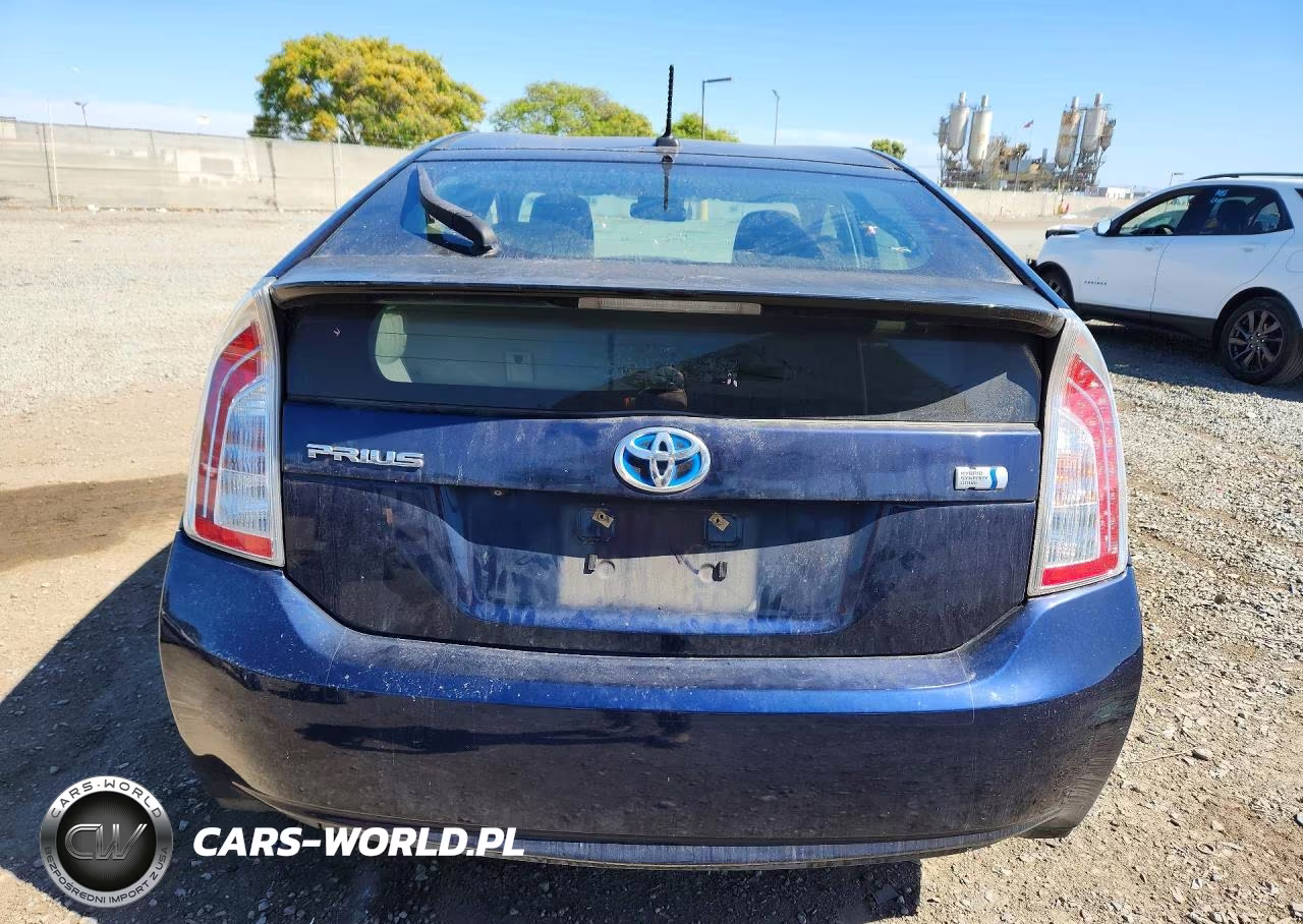2015 Toyota Prius Three VIN:JTDKN3DU4F0466452 - 6