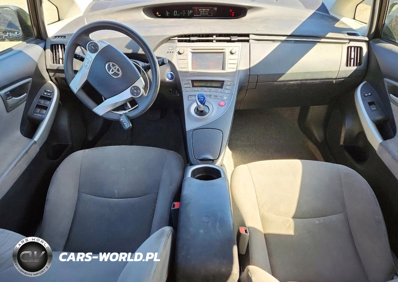 2015 Toyota Prius Three VIN:JTDKN3DU4F0466452 - 8