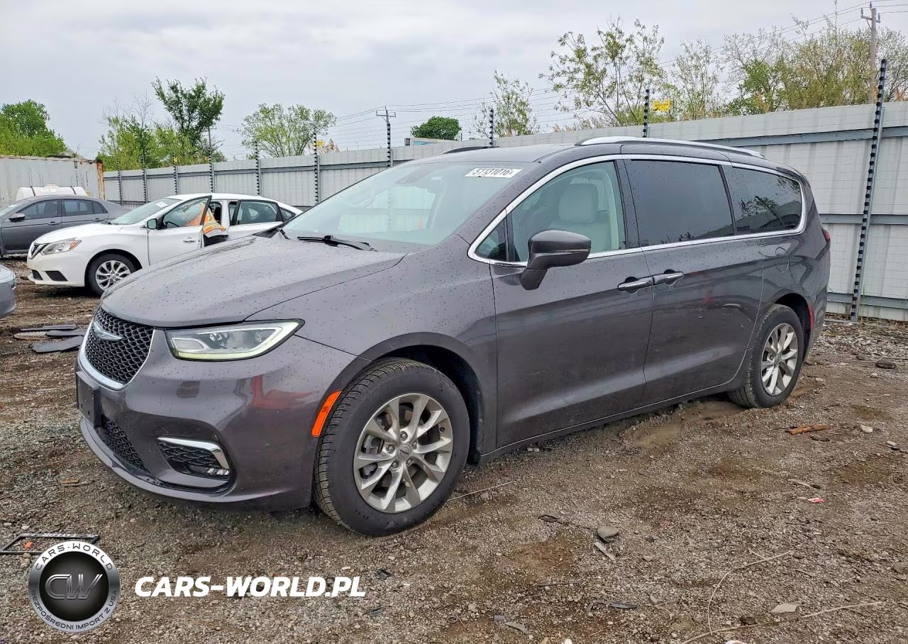 2021 Chrysler Pacifica Touring L