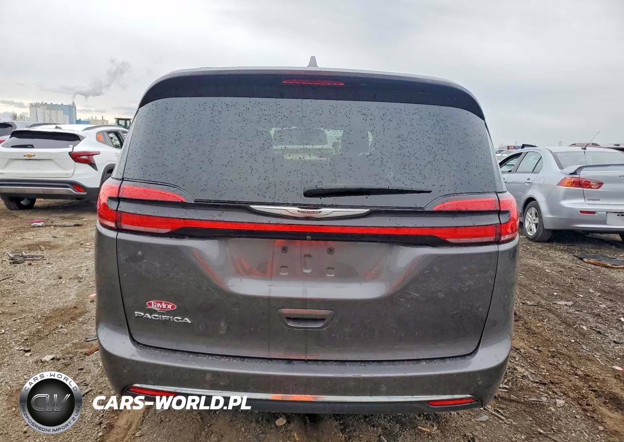 2021 Chrysler Pacifica Touring L VIN:2C4RC1BG6MR576170 - 6