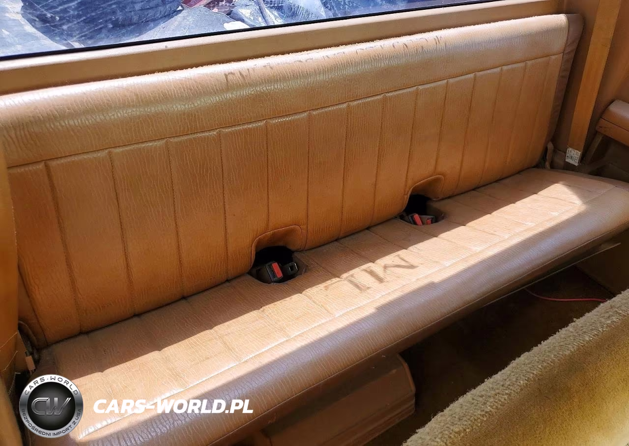 1989 Chevrolet Gmt-400 C3500 VIN:2GBHC39KXK1235758 - 11