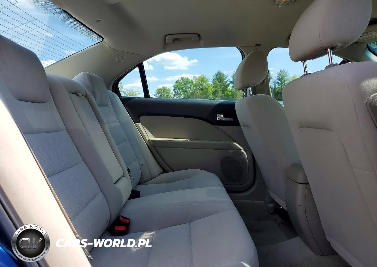 2007 Ford Fusion S VIN:3FAHP06Z37R259778 - 10