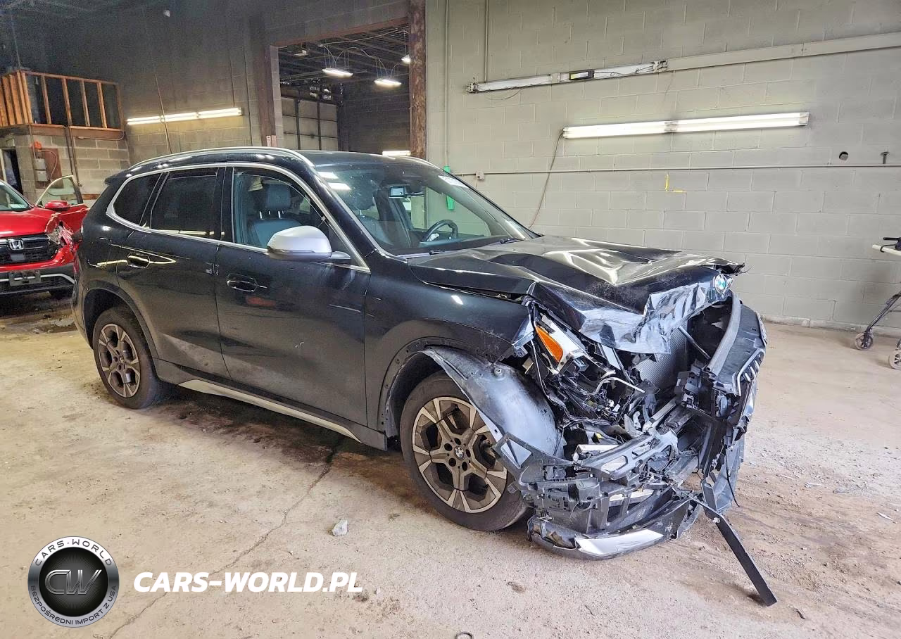 2024 BMW X1 xDrive28I VIN:WBX73EF07R5Z33875 - 4