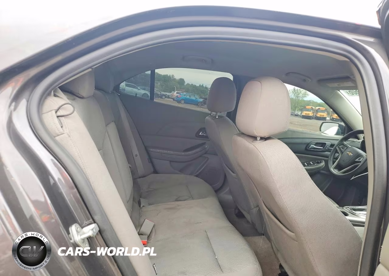 2013 Chevrolet Malibu Ls VIN:1G11B5SA2DF330803 - 10