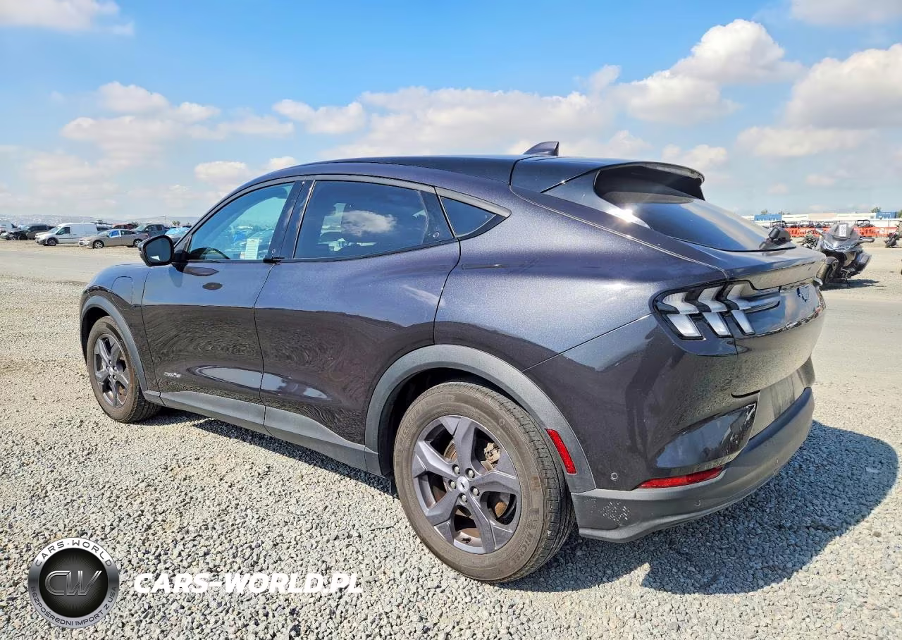 2022 Ford Mustang Mach-E Select VIN:3FMTK1RM0NMA38637 - 2