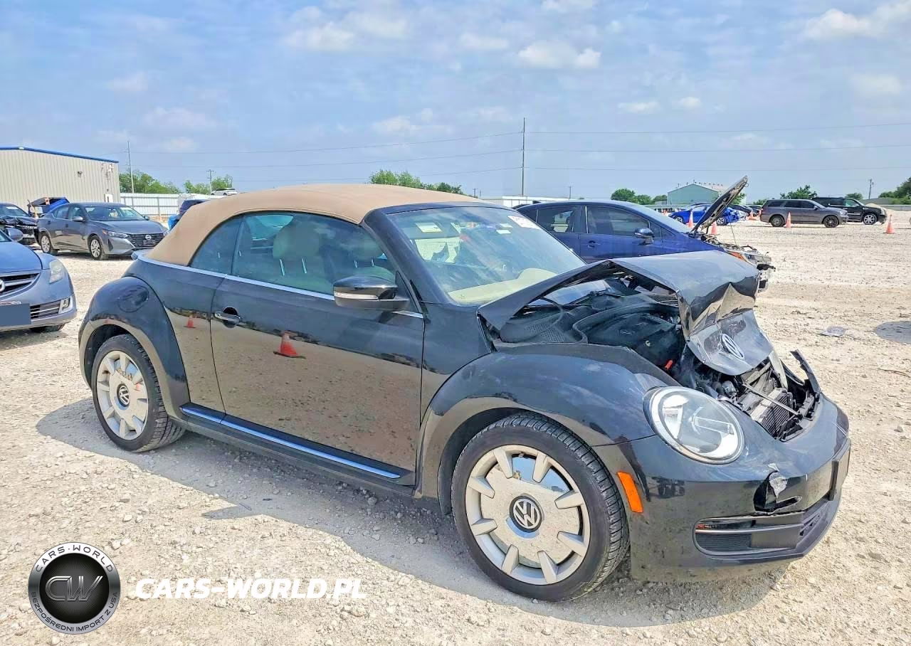 2015 Volkswagen Beetle 1.8T VIN:3VW517AT1FM802872 - 4