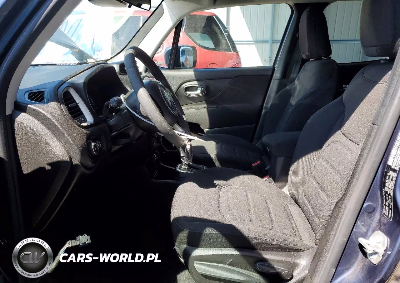 2021 Jeep Renegade Latitude VIN:ZACNJCBB0MPM24231 - 7