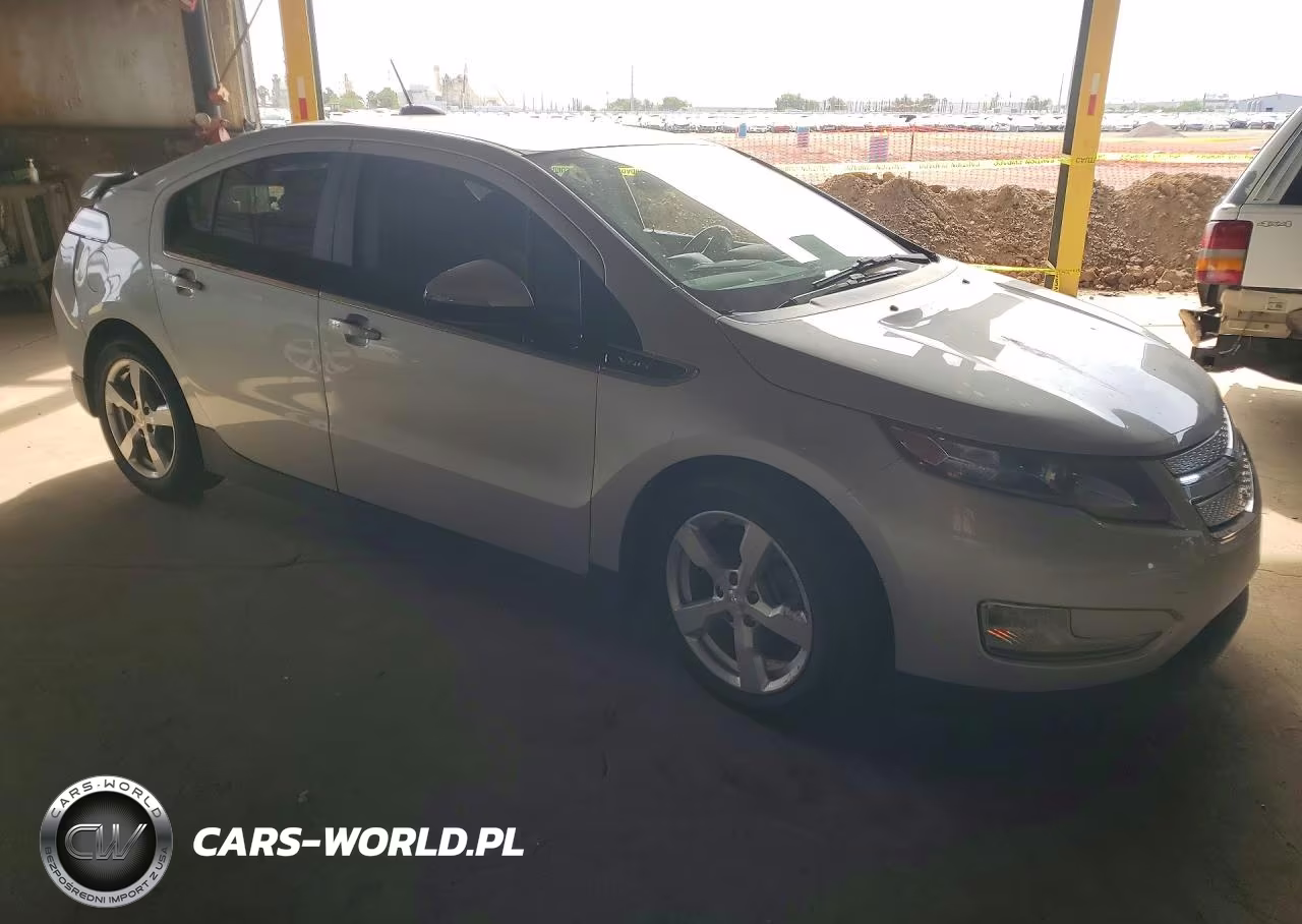 2015 Chev Volt VIN:1G1RA6E45FU119109 - 4