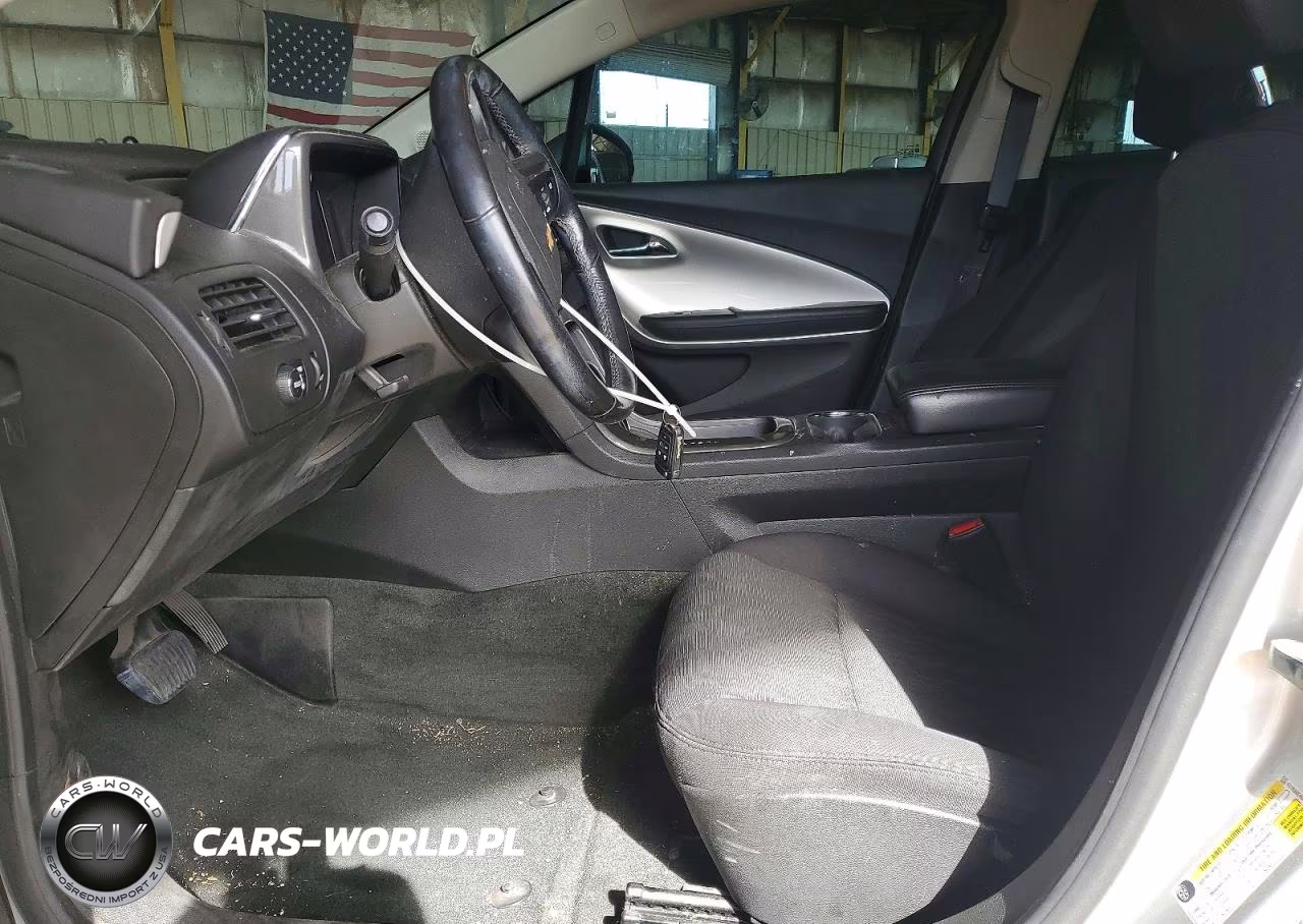2015 Chev Volt VIN:1G1RA6E45FU119109 - 7