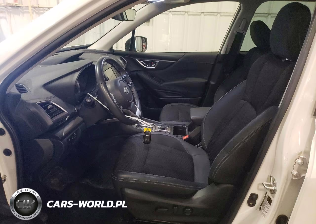 2023 Subaru Forester Premium VIN:JF2SKAEC9PH413513 - 7