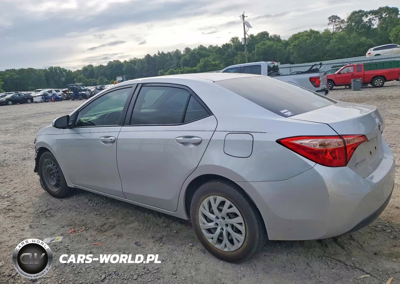 2019 Toyota Corolla Le VIN:5YFBURHE6KP932584 - 2