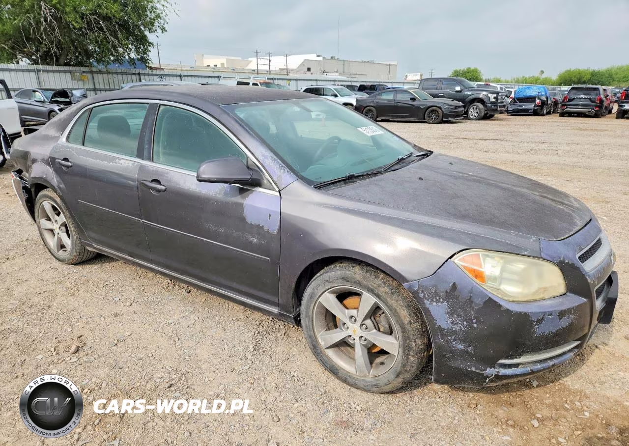 2011 Chevrolet Malibu VIN:1G1ZC5EU1BF323943 - 4