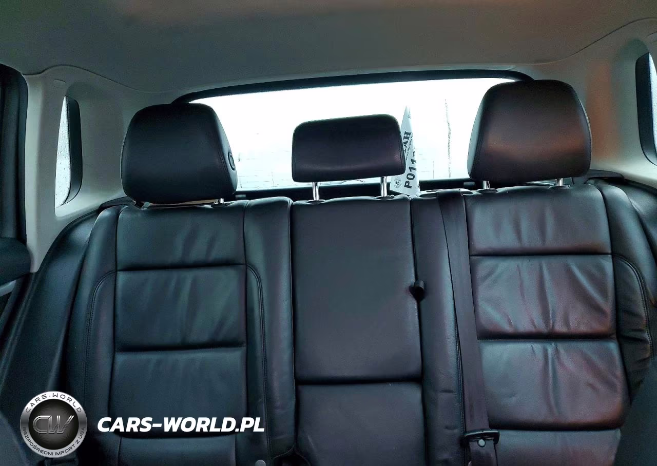 2012 Volkswagen Tiguan S VIN:WVGBV7AX8CW088341 - 10
