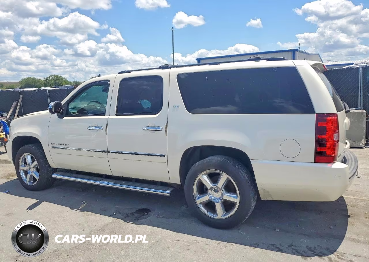 2014 Chev Suburban K1500 Ltz VIN:1GNSKKE73ER148710 - 3