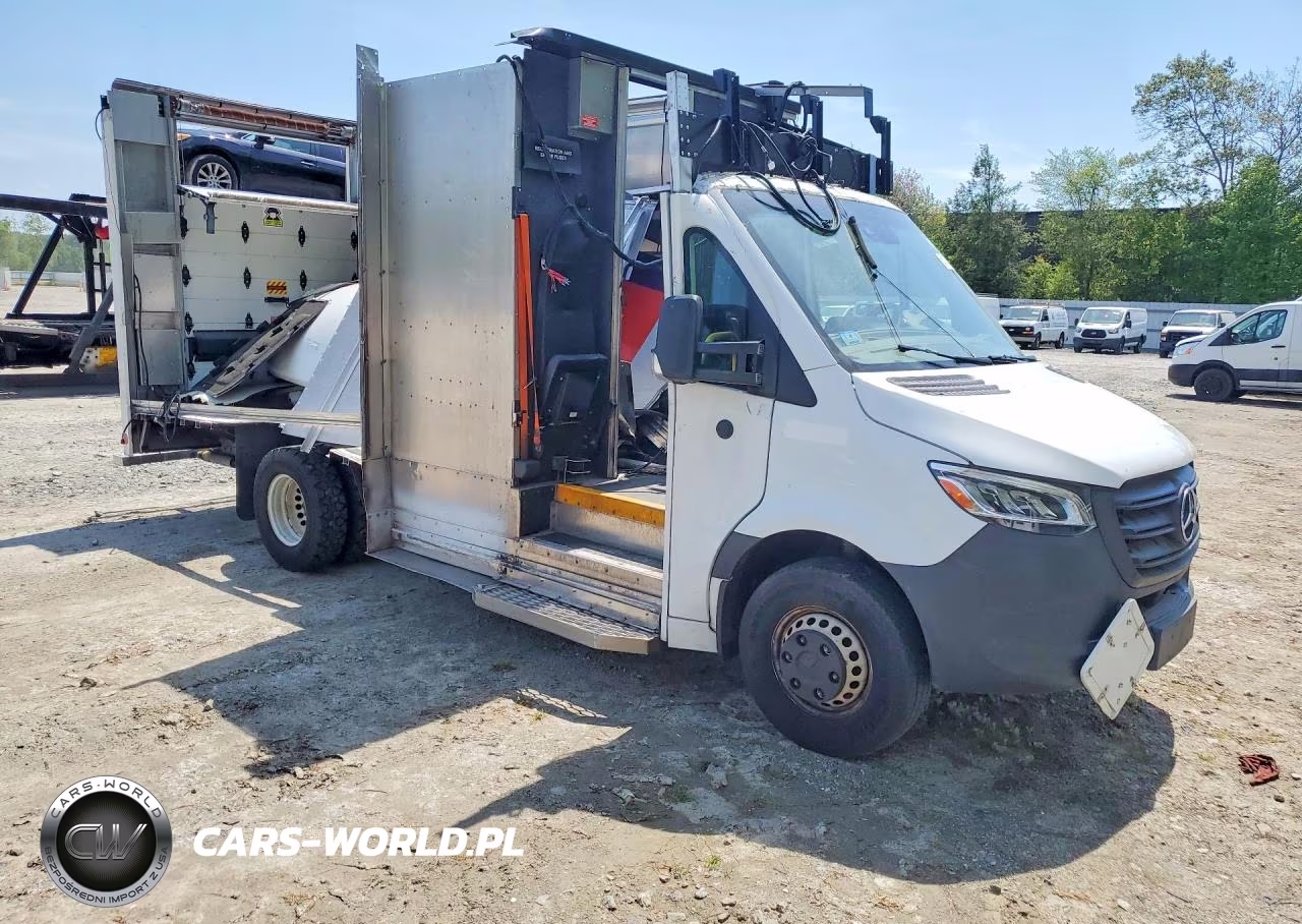 2023 Mercedes-Benz Sprinter 4500 VIN:W1X9K2319PN255972 - 4