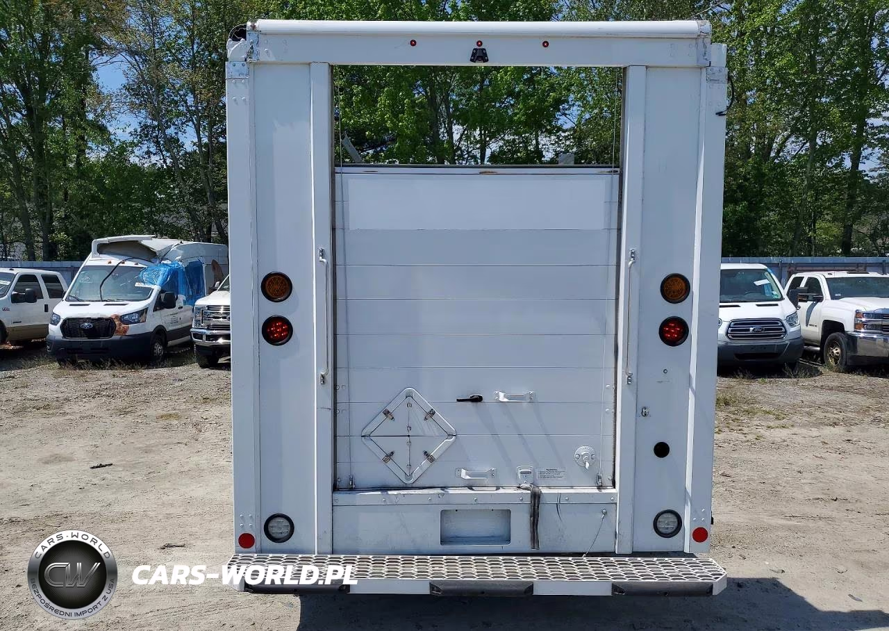 2023 Mercedes-Benz Sprinter 4500 VIN:W1X9K2319PN255972 - 6